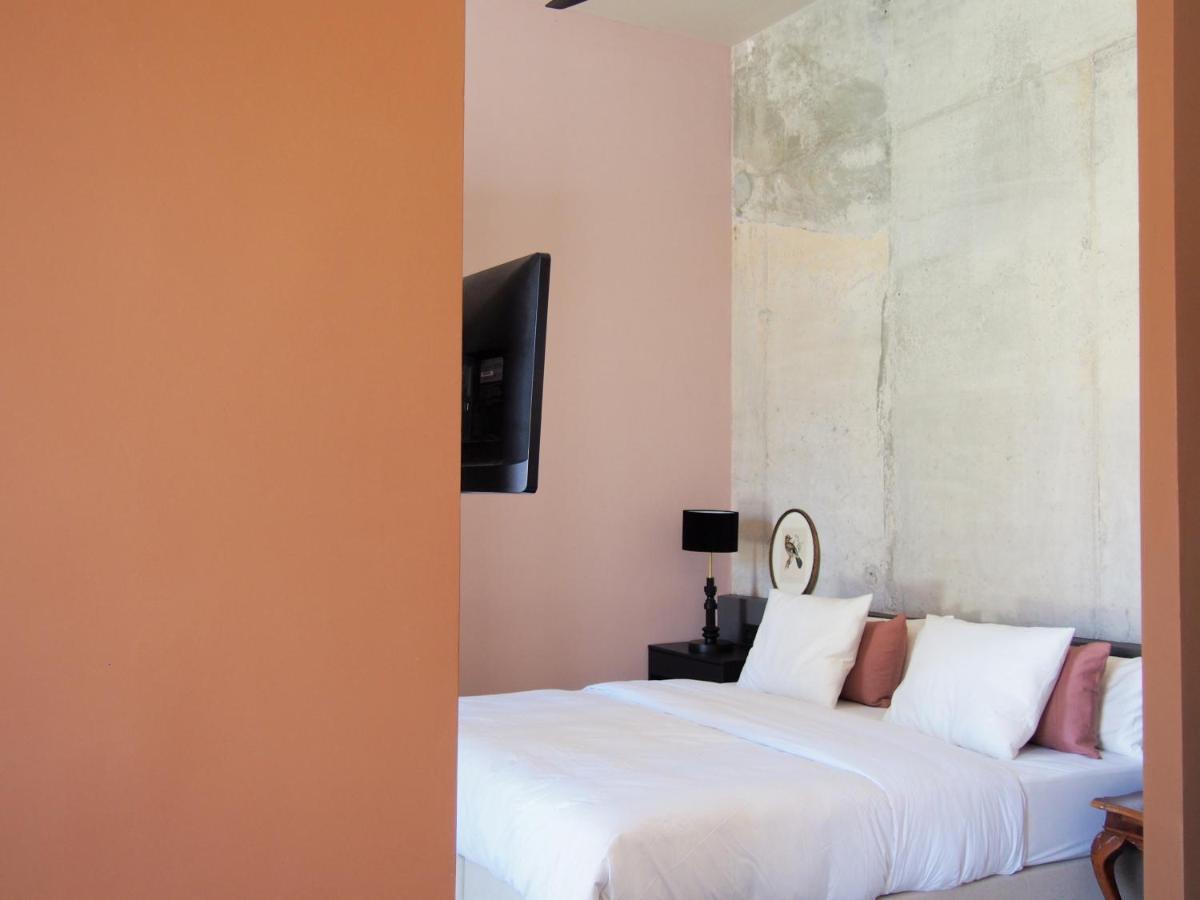 Suites 9 Malaga, Three Unique Suites With Private Plunge Pool Málaga Exterior foto
